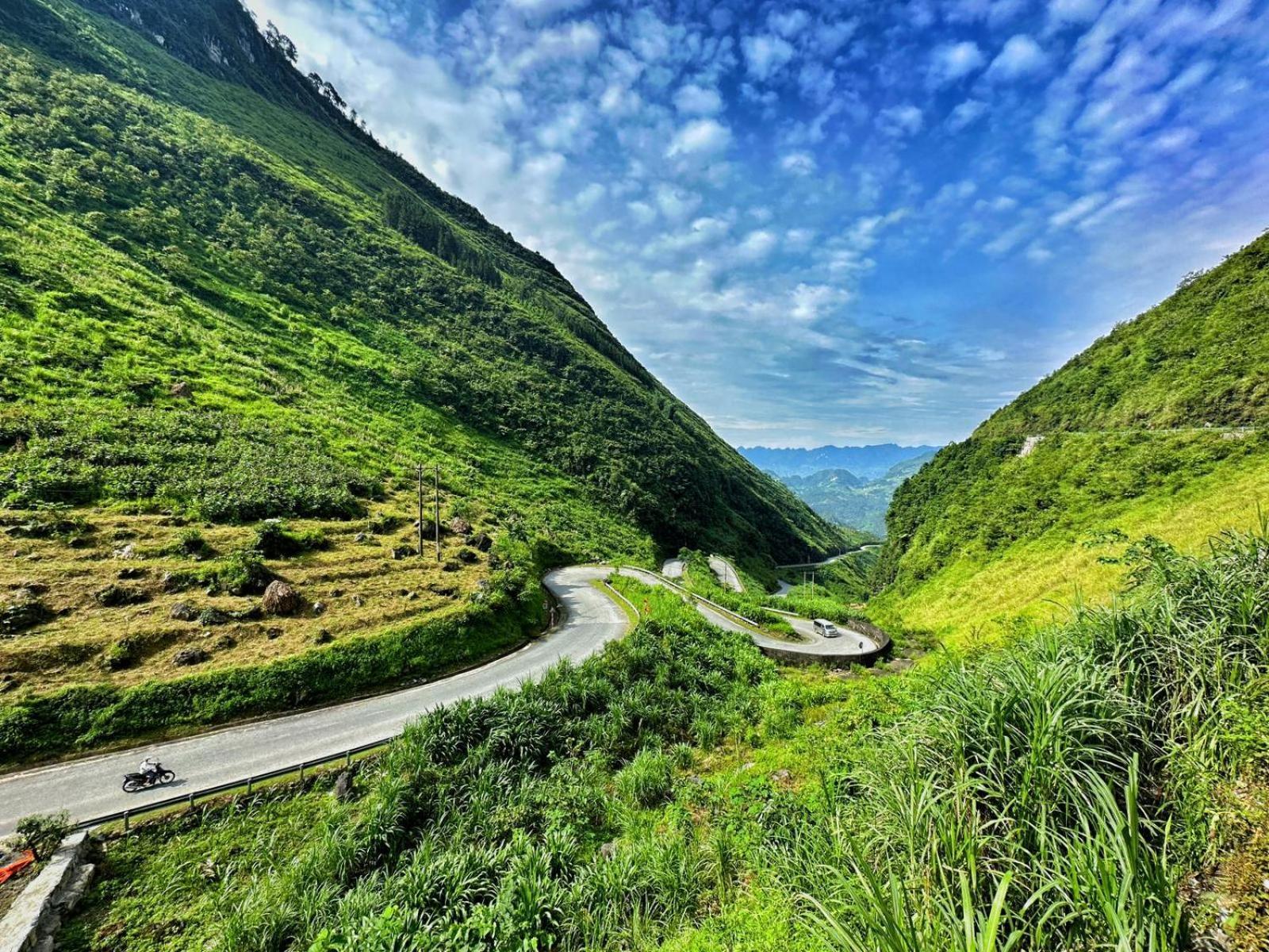 הא גיאנג Odyssey Hostel, Tours & Motorbikes Rental מראה חיצוני תמונה